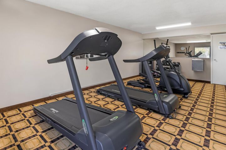Hotel Gym Photos