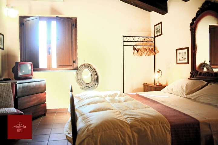 Room 4 of 21