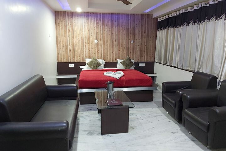 Room 15 of 30