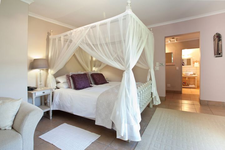 Room 10 of 51