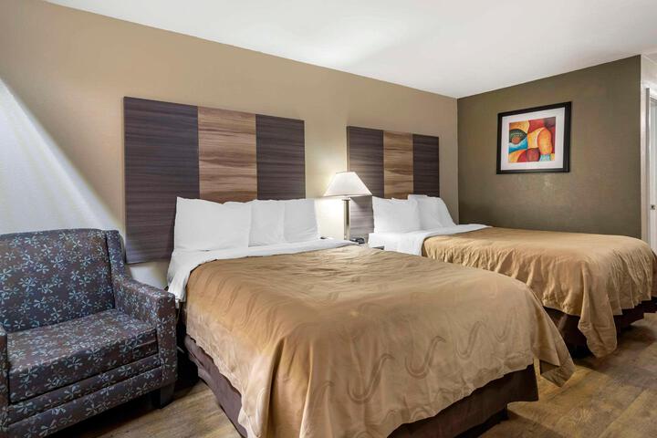 2 Double Beds (1 of 12)