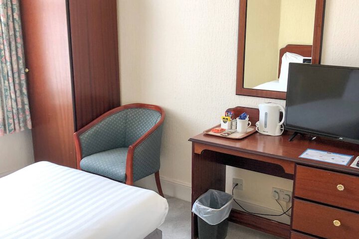 Room 5 of 57