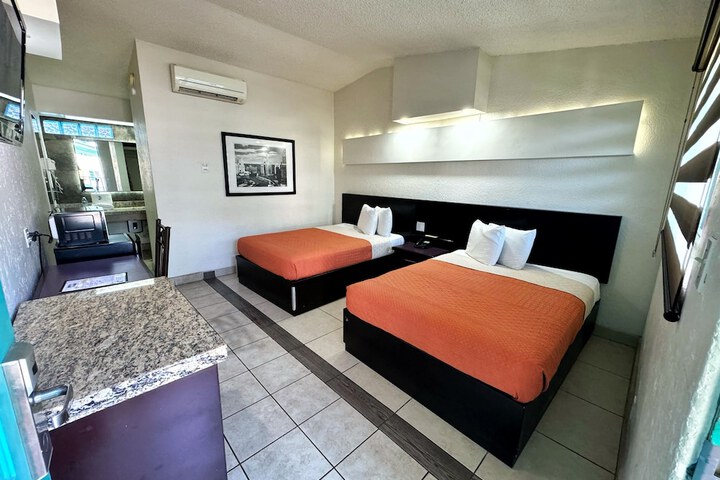 Room 10 of 89