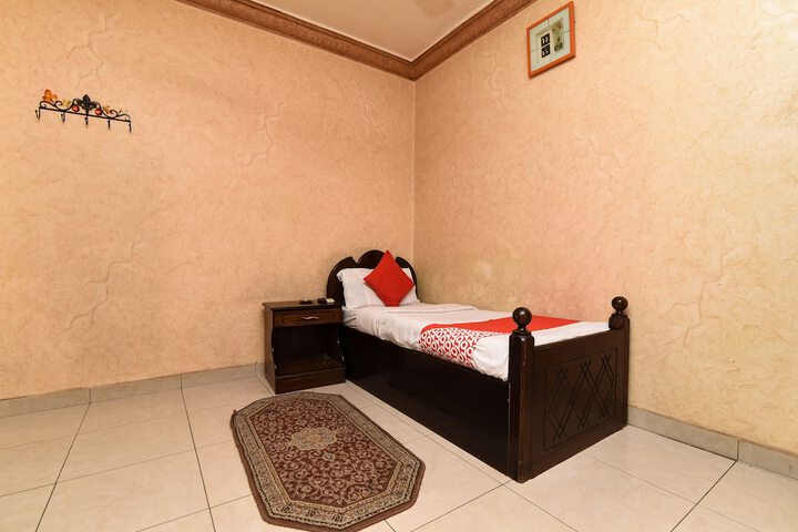 Room 13 of 26