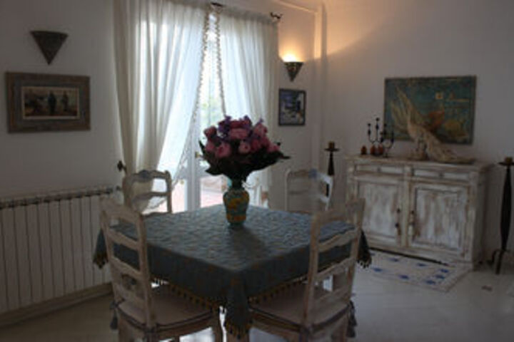 Room 17 of 31