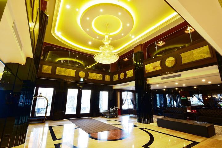 Hotel Interior 6 of 139