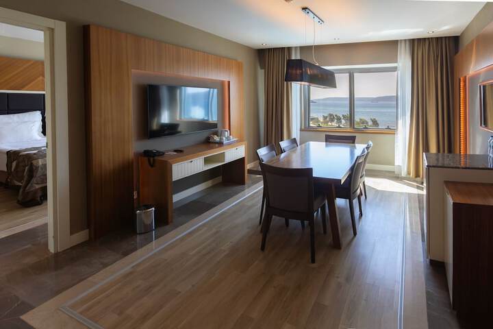 Room 26 of 113