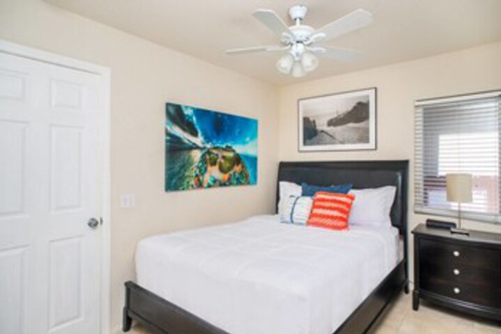 Exterior of Beautiful 2br / 1ba Next to Mission Beach by Domio