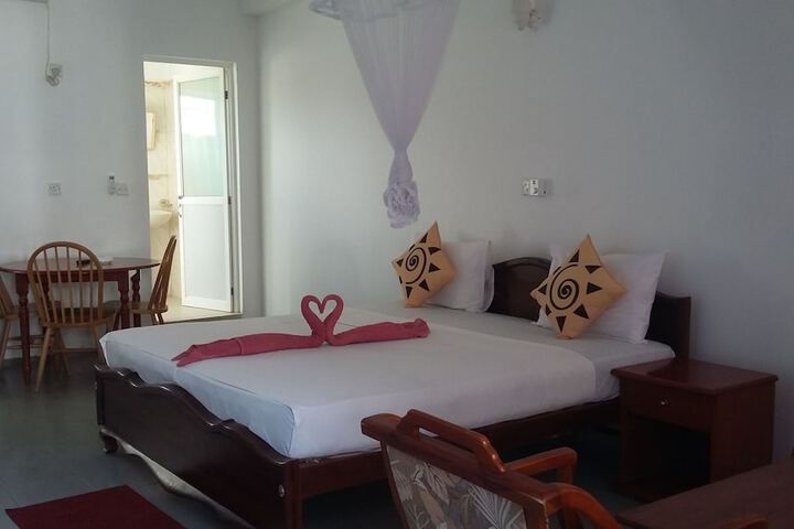 Room 3 of 44