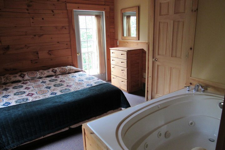 Room 12 of 85