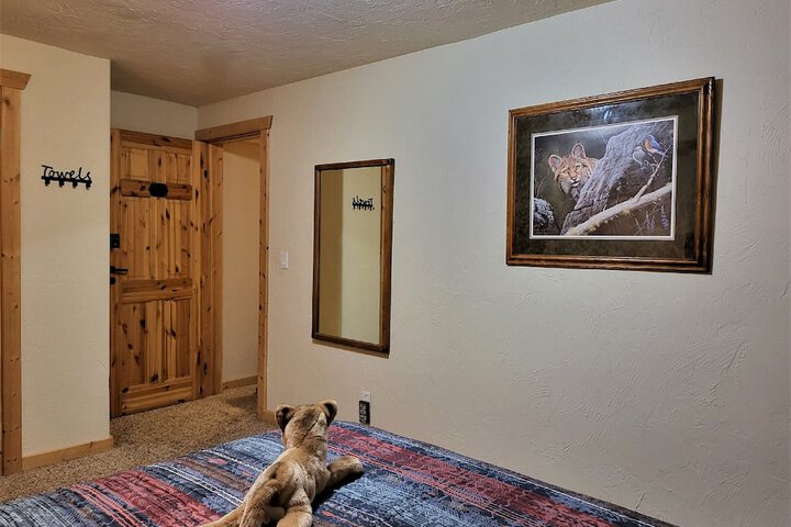 Room 28 of 71