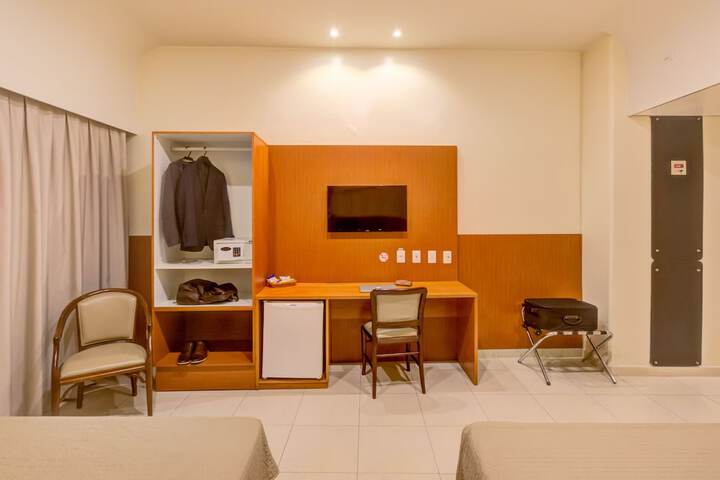 Room 6 of 52