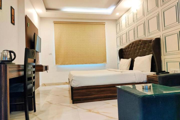 Mayda Residency by Mayda Hospitality Pvt. Ltd.