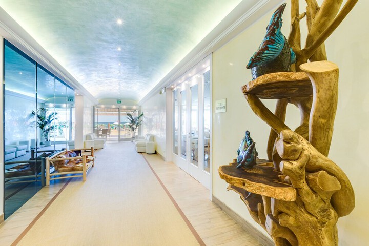 Hotel Interior 58 of 66