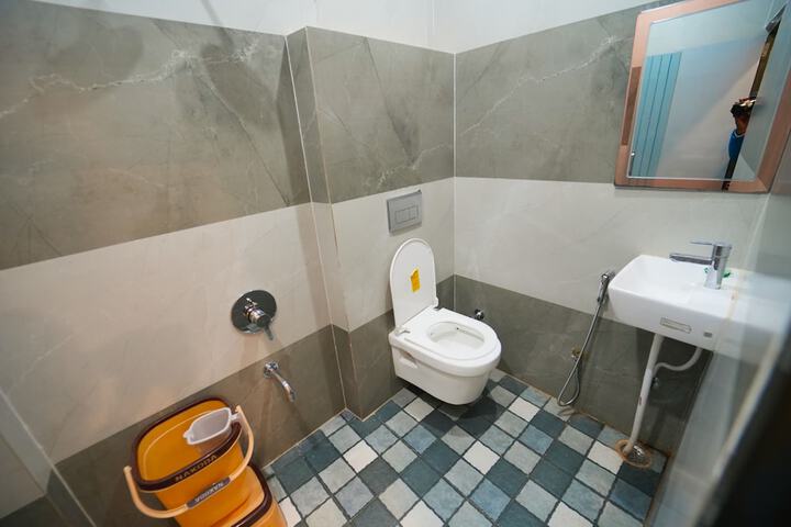 Room 20 of 24