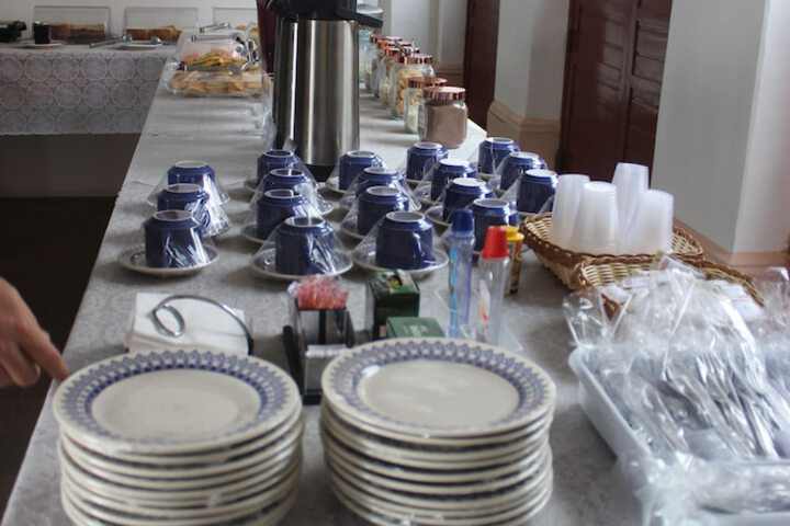 Breakfast/Coffee Service 86 of 157
