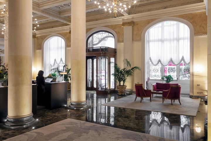Hotel Interior 5 of 145