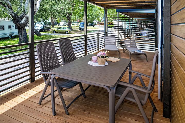 Terrace/Patio 70 of 71