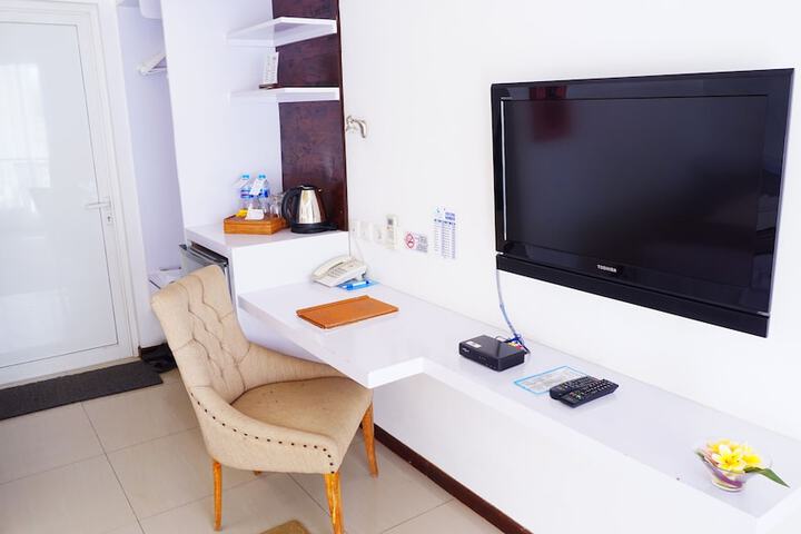 Room 10 of 130