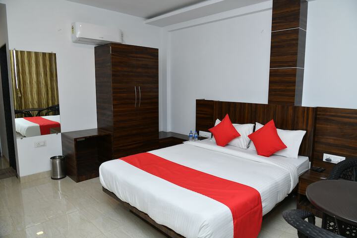 Room 20 of 44