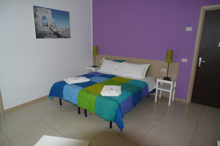 Room 7 of 34