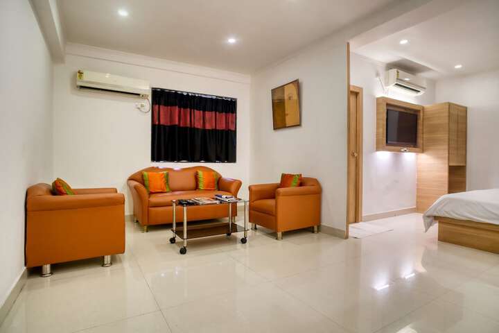 Room 32 of 78