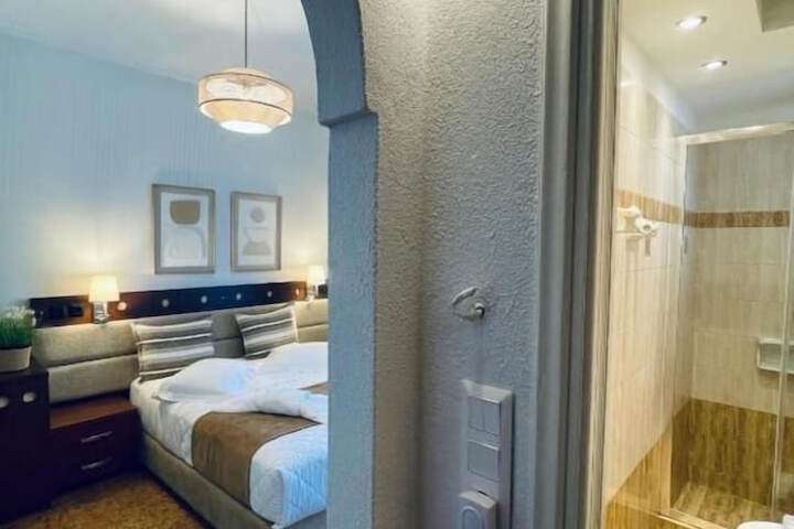 Room 26 of 112