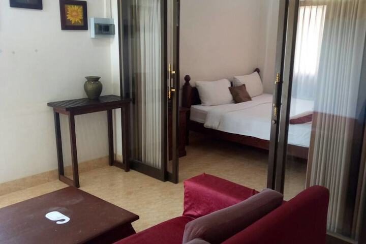 Room 30 of 33