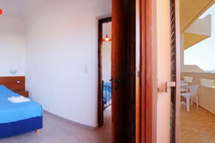 Room 7 of 22