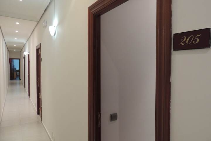 Ballroom/Hall 54 of 56