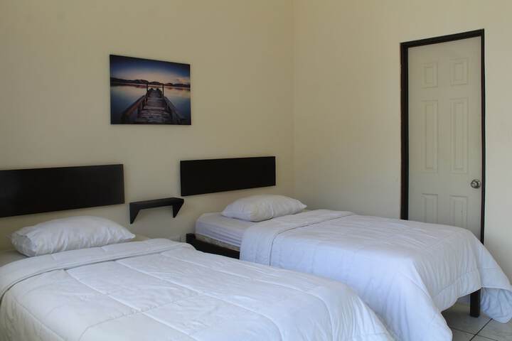 Room 16 of 82