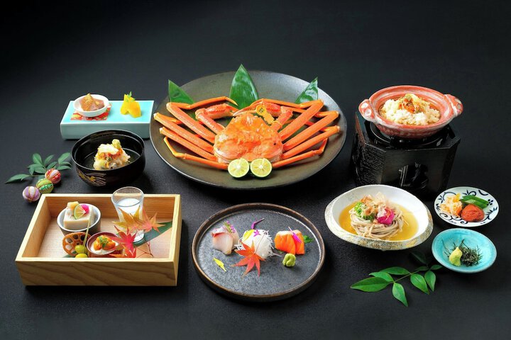 Dining 55 of 86