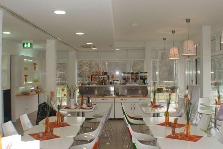 Dining Photos