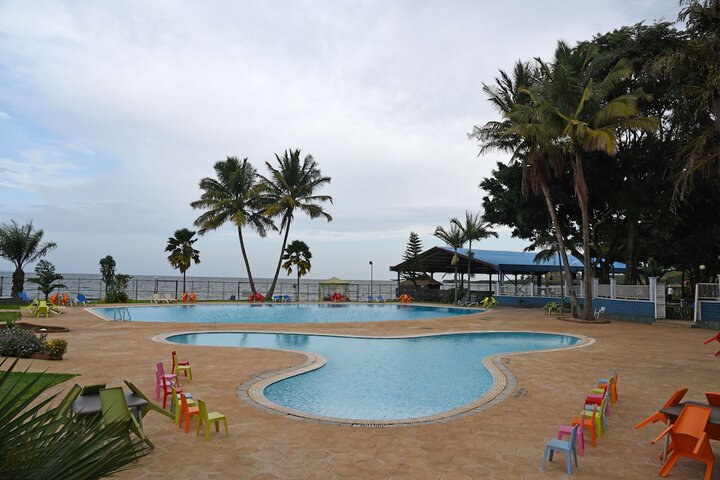 Pool 31 of 52
