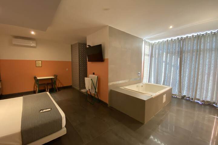 Room 76 of 118