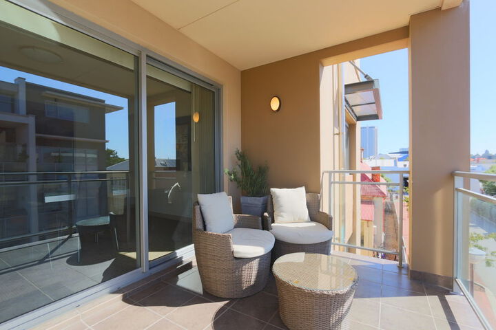 Terrace/Patio 40 of 66