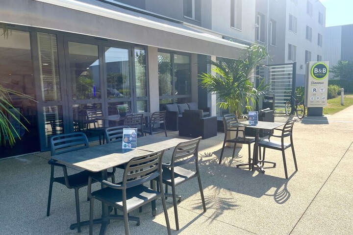Terrace/Patio 49 of 54
