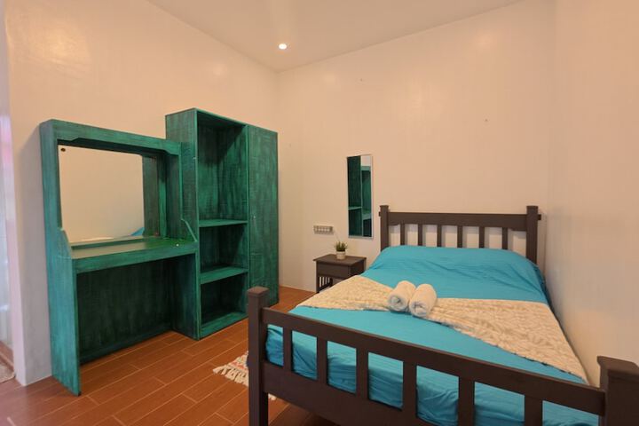 Room 14 of 144