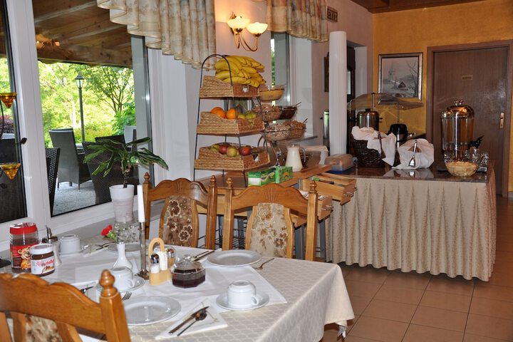 Breakfast/Coffee Service 39 of 80