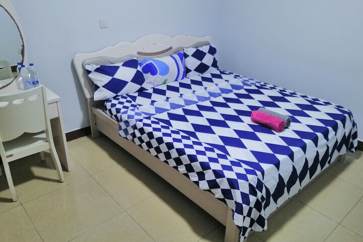 Room 6 of 26