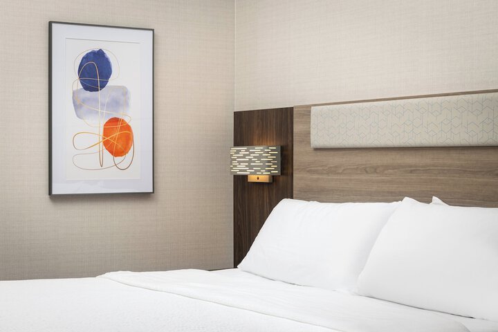 Room 25 of 56