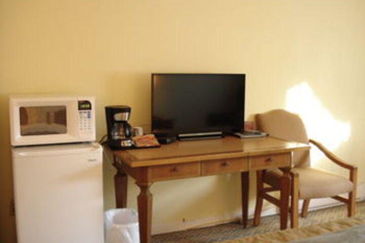 Room 20 of 42
