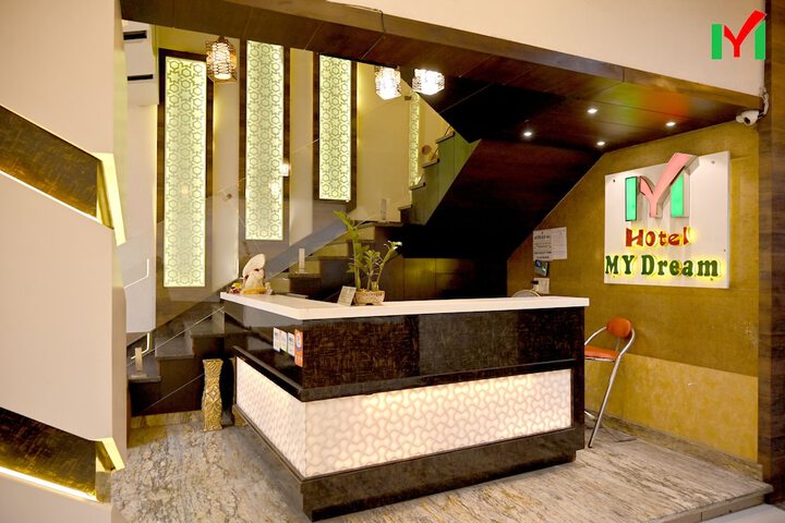 Hotel Interior 4 of 37