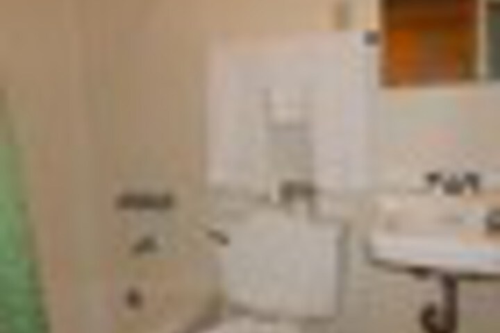Room 62 of 102