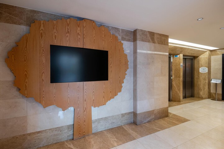 Lobby Entry