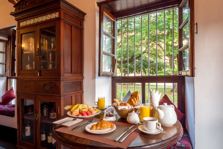 Breakfast/Coffee Service 38 of 49