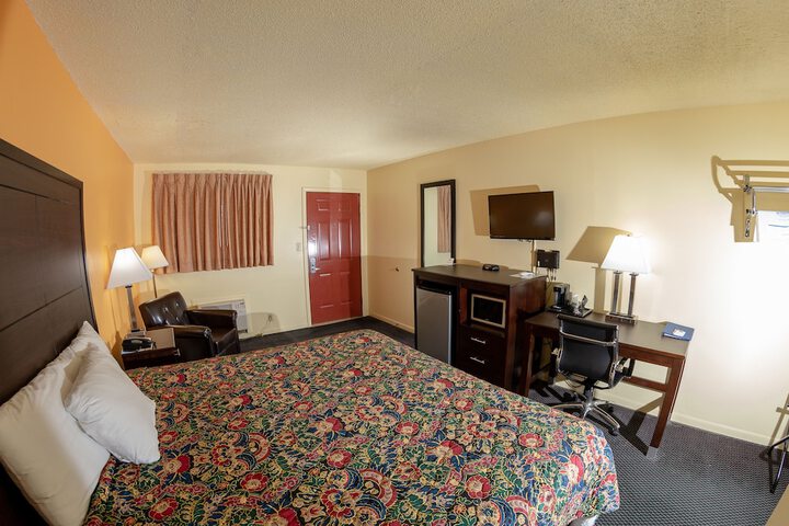 Room 12 of 35