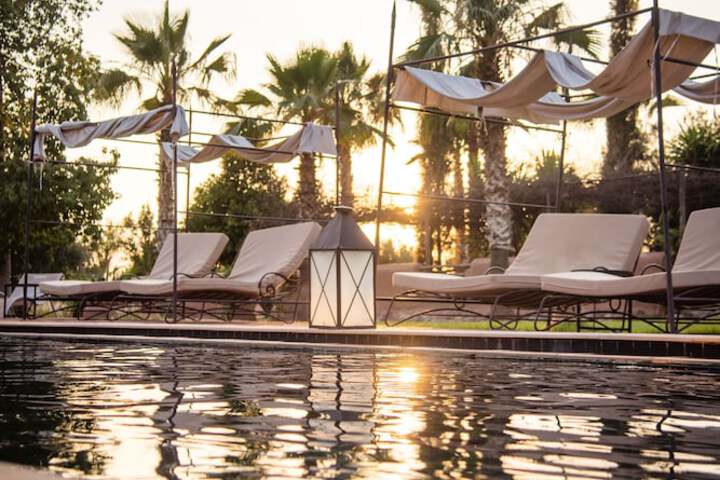 Pool Hotel