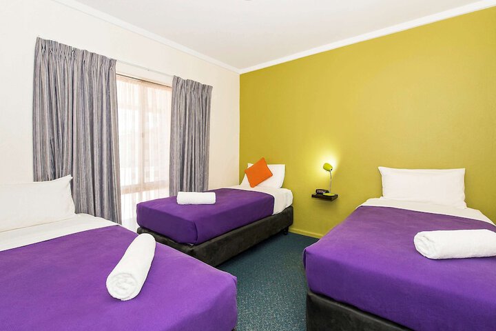 Room 12 of 35