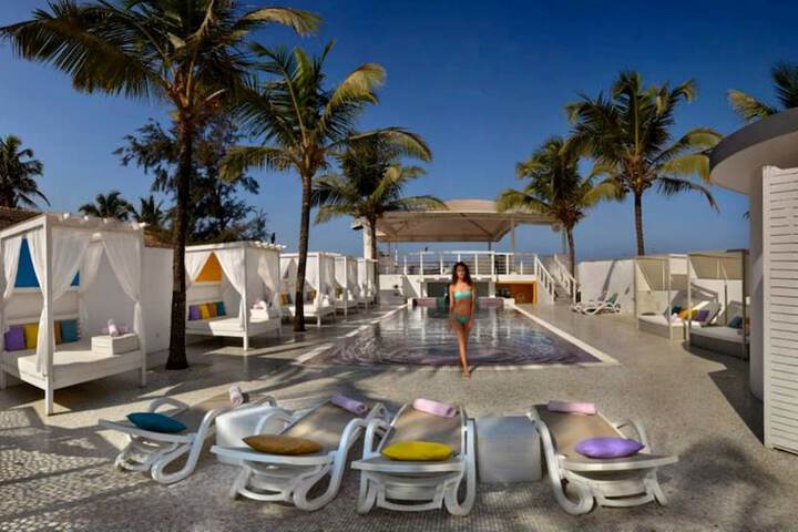 Pools & Facilities